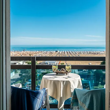 Palace מלון ביביונה