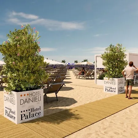 Palace מלון ביביונה