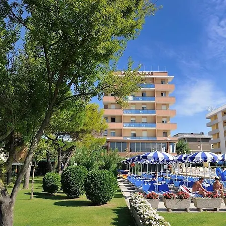 Hotel Palace 4*