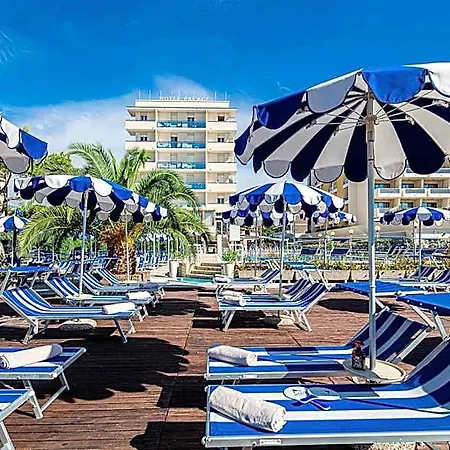 Palace Hotell 4*